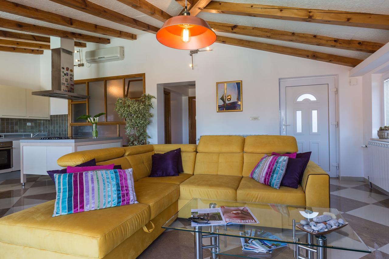 קאבטאט Apartments Carol Royal מראה חיצוני תמונה